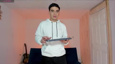 Snapshot of ares_johnsonn chatting on November 24, 2025, 8:41 pm Ares online show from November 24, 2025, 8:41 pm