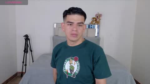 Snapshot of ares_johnsonn chatting on June 15, 2026, 2:08 pm Ares online show from June 15, 2026, 2:08 pm