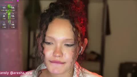 Snapshot of aresha_viree chatting on November 25, 2025, 2:44 am Aresha online show from November 25, 2025, 2:44 am