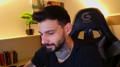 Ares Steel online show from October 26, 2025, 6:14 pm