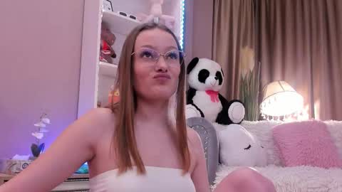 Ariel online show from February 5, 2026, 9:52 pm