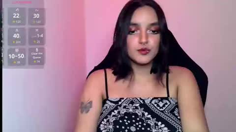 Snapshot of ari_20_ chatting on November 18, 2025, 12:16 am Bella online show from November 18, 2025, 12:16 am