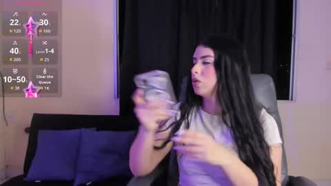 Ari online show from December 15, 2025, 6:28 am