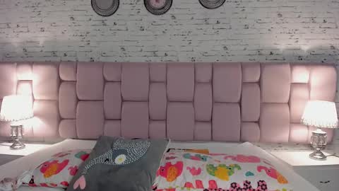 Ari  online show from January 29, 2025, 10:01 pm