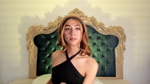 Ari  online show from September 12, 2025, 10:21 pm