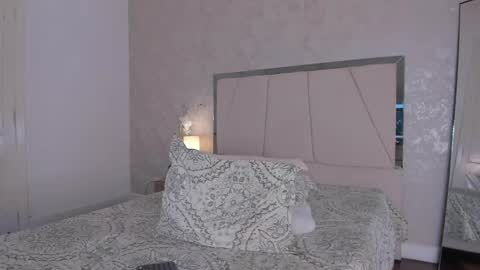 Snapshot of ari_wilde chatting on April 22, 2026, 1:56 pm Ari Wilde online show from April 22, 2026, 1:56 pm