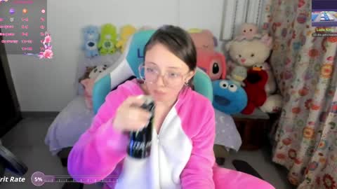 Snapshot of aria_alaia chatting on April 11, 2026, 7:45 am Linda online show from April 11, 2026, 7:45 am