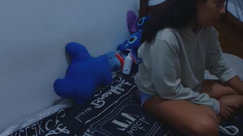 aria_arthur online show from October 1, 2025, 10:43 am