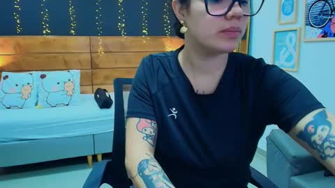 Ari  online show from April 26, 2026, 12:36 pm