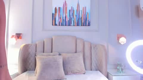 Aria  online show from December 22, 2024, 2:49 am