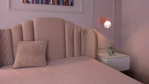 Aria  online show from February 9, 2025, 3:32 am