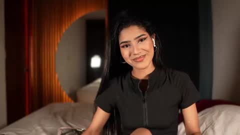 Snapshot of aria_leblanc chatting on July 11, 2026, 10:29 am Aria online show from July 11, 2026, 10:29 am
