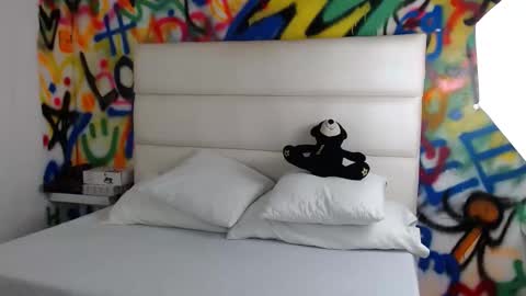 Snapshot of aria_martiin chatting on December 6, 2024, 11:54 am aria online show from December 6, 2024, 11:54 am