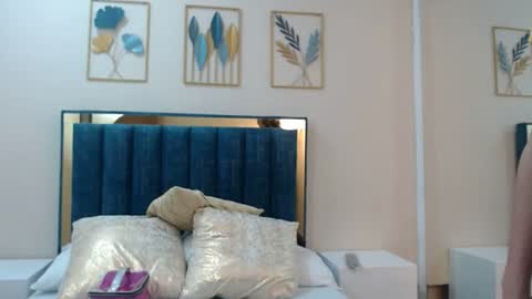 Snapshot of aria_martiin chatting on June 24, 2026, 12:37 pm aria online show from June 24, 2026, 12:37 pm