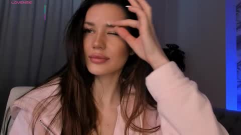 aria_mila online show from March 26, 2026, 3:12 am