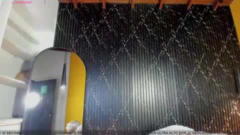 Aria Millers  online show from December 3, 2025, 10:13 am