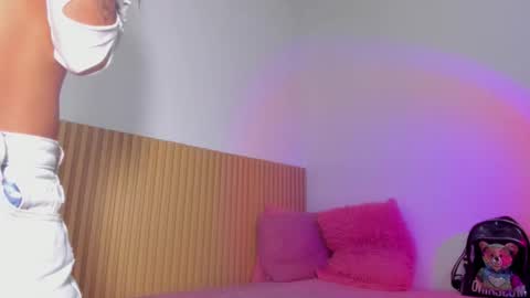 Aria Millers  online show from February 13, 2026, 11:39 am