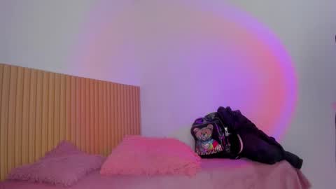 Aria Millers  online show from February 20, 2026, 11:22 am