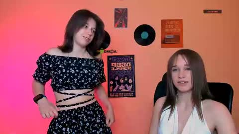 Snapshot of aria_wild_ chatting on July 15, 2026, 6:57 pm aria_wild_ online show from July 15, 2026, 6:57 pm