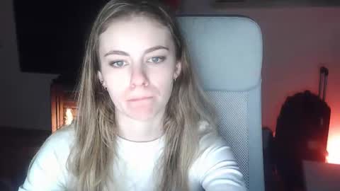 AriaCreazy online show from December 21, 2025, 9:22 pm