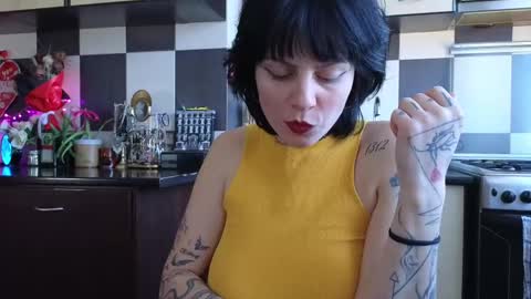 Adriana online show from February 24, 2025, 2:48 pm