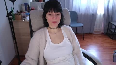 Adriana online show from February 25, 2025, 9:53 am
