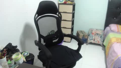 ...Ariana... online show from October 27, 2025, 6:45 pm