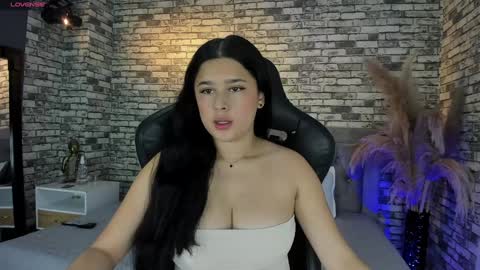 Snapshot of ariadna_milano chatting on January 7, 2025, 12:41 pm - -. .- Ariadna -. .- - online show from January 7, 2025, 12:41 pm