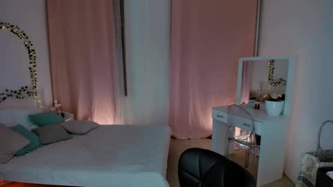 Ariadna online show from March 3, 2025, 12:15 am