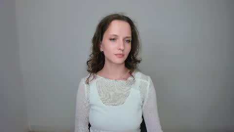 Snapshot of ariadna_s chatting on June 27, 2026, 10:26 pm Ariadna online show from June 27, 2026, 10:26 pm