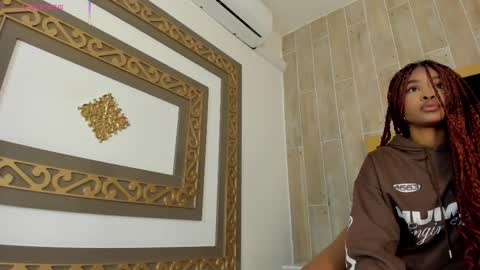 Aria Foster online show from October 25, 2025, 12:18 am