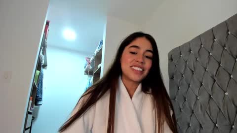 Aria Montgomery online show from December 20, 2024, 9:50 pm