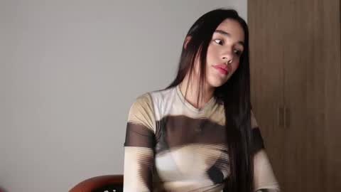 Snapshot of ariamontgomeryyy chatting on November 17, 2025, 1:33 am Aria Montgomery online show from November 17, 2025, 1:33 am