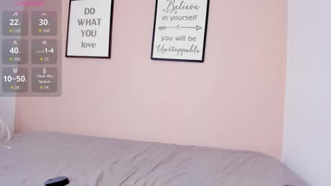 Aria Morena online show from December 19, 2025, 10:06 pm