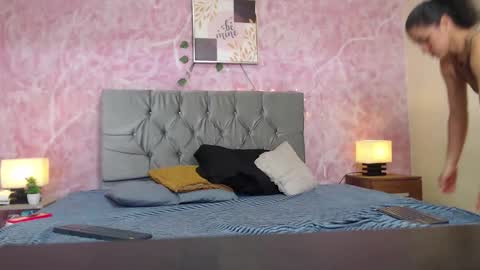 Ariana Cordoba online show from September 21, 2025, 4:52 pm