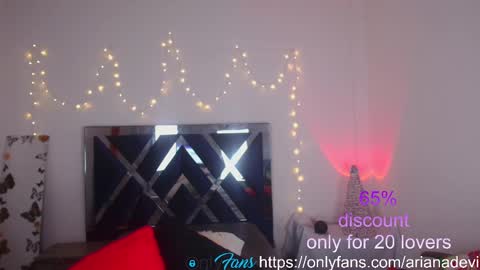 Snapshot of ariana_devil1 chatting on January 13, 2025, 4:41 pm ariana devil online show from January 13, 2025, 4:41 pm