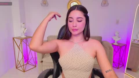 Snapshot of ariana_monroe01 chatting on May 22, 2026, 4:12 pm Ariana online show from May 22, 2026, 4:12 pm