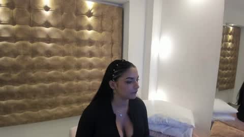 Snapshot of ariana_morelly chatting on May 5, 2026, 10:34 am ARIANA MORELLY online show from May 5, 2026, 10:34 am