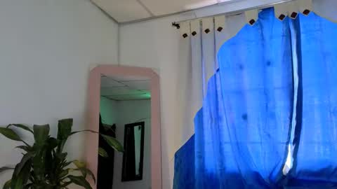 Ariana Rodriguez  trans Girl online show from November 10, 2025, 8:41 pm