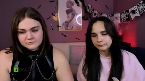 ariana_ross7 online show from October 28, 2025, 8:33 pm