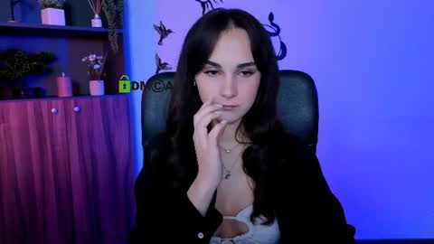 Snapshot of ariana_ross7 chatting on July 7, 2026, 7:18 pm ariana_ross7 online show from July 7, 2026, 7:18 pm