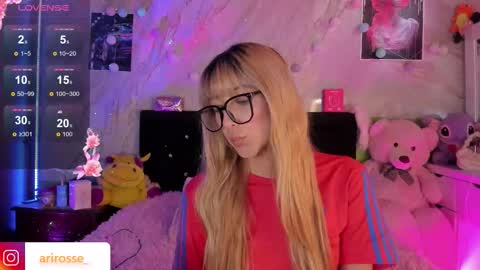 Ariana  online show from November 10, 2025, 2:05 pm