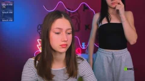 Snapshot of arianaa_cat chatting on May 1, 2026, 6:56 pm arianaa_cat online show from May 1, 2026, 6:56 pm