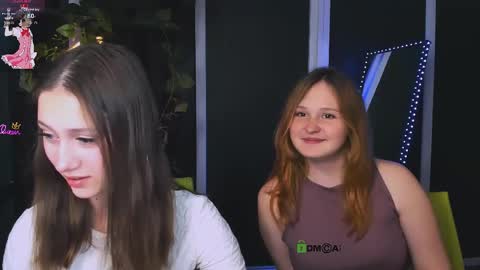 Snapshot of arianaa_cat chatting on May 12, 2026, 6:49 pm arianaa_cat online show from May 12, 2026, 6:49 pm
