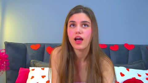 Snapshot of arianaallens chatting on February 11, 2026, 6:35 pm Ariana online show from February 11, 2026, 6:35 pm