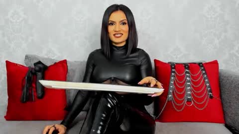 Snapshot of arianaawild chatting on December 1, 2025, 6:35 pm Arianaawild online show from December 1, 2025, 6:35 pm