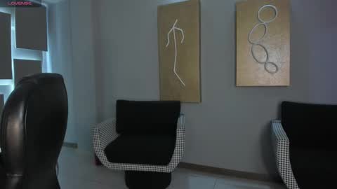 Ariana Dumont online show from February 12, 2026, 11:27 am