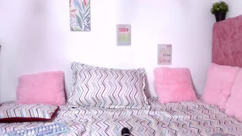 Snapshot of arianalavoie chatting on March 14, 2026, 9:59 am Ariana online show from March 14, 2026, 9:59 am