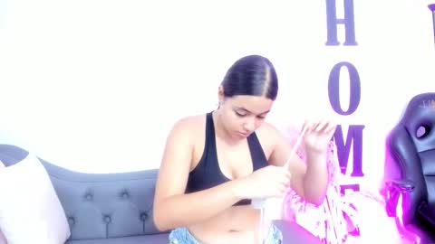 Snapshot of arianavyx chatting on January 10, 2026, 11:23 am Arianavyx online show from January 10, 2026, 11:23 am