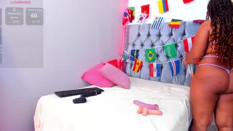Snapshot of arianna_millers chatting on June 26, 2026, 7:29 pm ARIANNA MILLERS online show from June 26, 2026, 7:29 pm